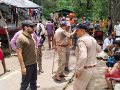 वन्यजीव संरक्षण व संवर्धन को अतिक्रमणकारियों की खुली चुनौती, नीलकंठ पैदल मार्ग पर अवैध दुकाने बनी संकट