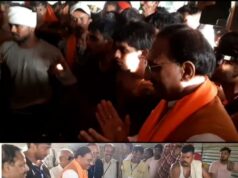 राजनीतिज्ञों पर चढ़ा भोले बाबा का रंग, कहीं तली पूरी तो कहीं लगाए ठुमके