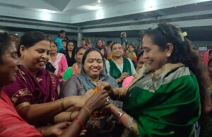 आंदोलनकारी भावना पांडेय ने महिलाओं ने धूमधाम से मनाया तीज कार्यक्रम
