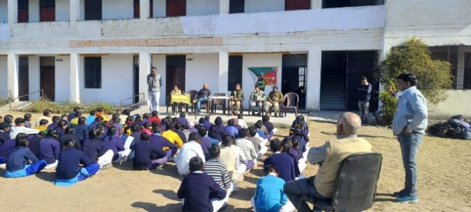 हरिद्वार वन प्रभाग ने की फायर सीजन की तैयारी शुरू, स्कूलों व गुज्जरों के डेरो पर वन अग्नि सुरक्षा सप्ताह का किया आयोजन