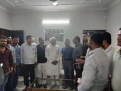 हेल्प डेस्क के माध्यम से निशुल्क मानचित्र पास करने का लेकर हरिद्वार-रुड़की इंजीनियर आर्किटेक्ट एसोसिएशन मदन कौशिक से की मुलाकात