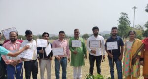 वृक्षारोपण कर दिया पर्यावरण संरक्षण का संदेश