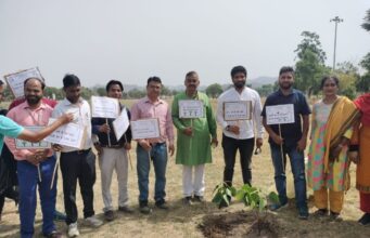 वृक्षारोपण कर दिया पर्यावरण संरक्षण का संदेश