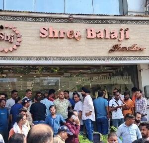 हरिद्वार की ज्वेलर्स शॉप में हुई करोड़ों की लूट, लूट का वीडियो हुआ वायरल