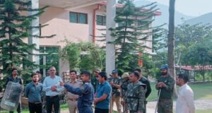 दीपावली से पूर्व अधिकारियों ने किया माणिकनाथ रेंज का निरीक्षण, गुलदार प्रभावित क्षेत्रों मे विशेष निगरानी पर जोर