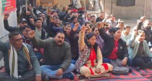 वन कर्मियों की हड़ताल बनी आफत, सिस्टम की लापरवाही बन सकती बड़ा संकट