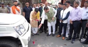 कैंपा के तहत वन महकमे को मिली 23 बोलेरो, मुख्यमंत्री ने दिखाई हरी झंडी