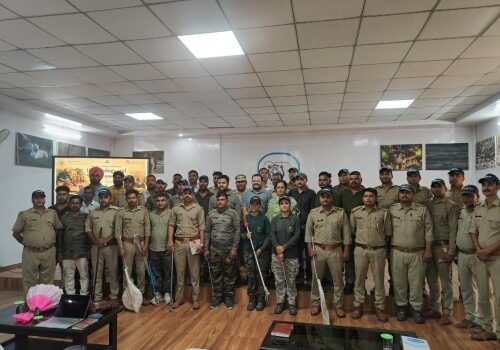 मानसून की दस्तक से पूर्व अलर्ट मोड मे वन कर्मी, क्विक रिस्पांस टीम को किया गया प्रशिक्षित